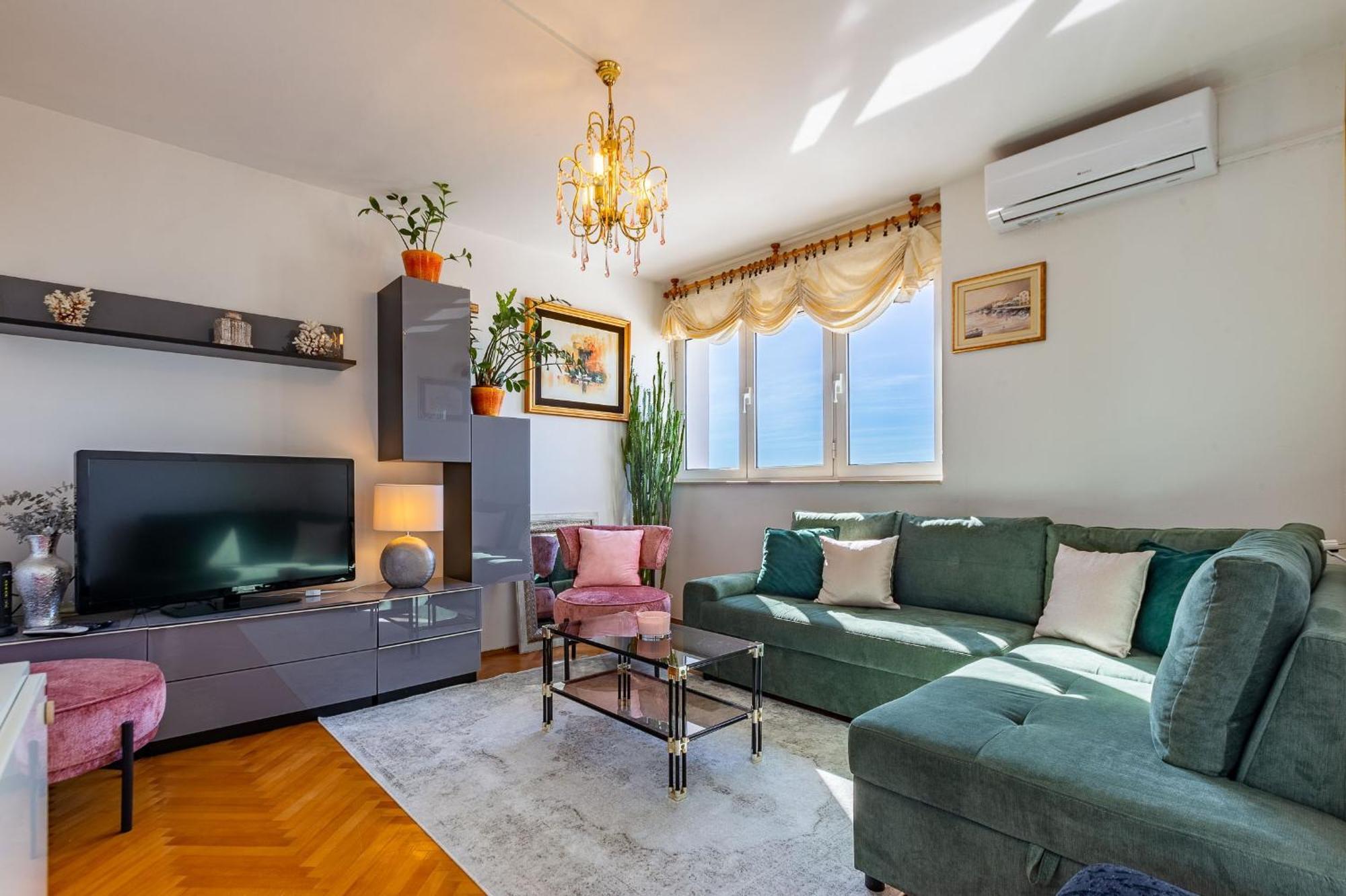 Great View Apartment *